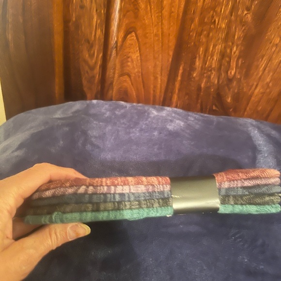 Steve Madden Foot Liners, 5 pairs, new in pkg. No Slip Silicone Grip. - Picture 2 of 5